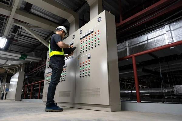 Energy Efficient Commercial Refrigeration for Busy Commercial Kitchens