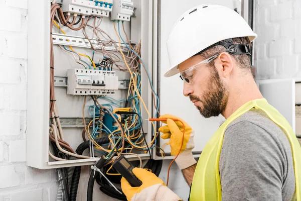 Residential Electrician Portland Specializing in Home Renovations
