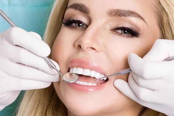 Understanding How Much Veneers Cost in Rexburg Before Your Treatment
